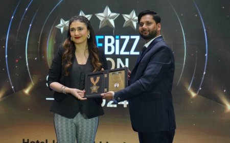 Akash Jain, Co-founder of Jain Kulfi Awarded in SMEBIZZ ICON Star Awards 2024 For Excellence In Manufacturing