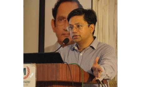 Robots Welcome IEM’s Class of 2025: A Futuristic Start to a Promising Journey