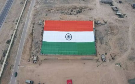 World’s Largest Khadi National Flag to be Displayed in Kutch’s Dhorodo on the 77th Republic Day